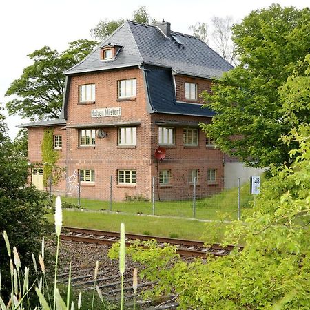Bahnhof Hohen Mistorf Lägenhet Exteriör bild