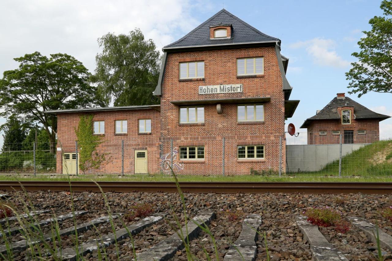 Bahnhof Hohen Mistorf Lägenhet Exteriör bild